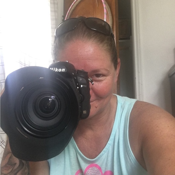 Meet your Posher, Heather Skye - Picture 6 of 6